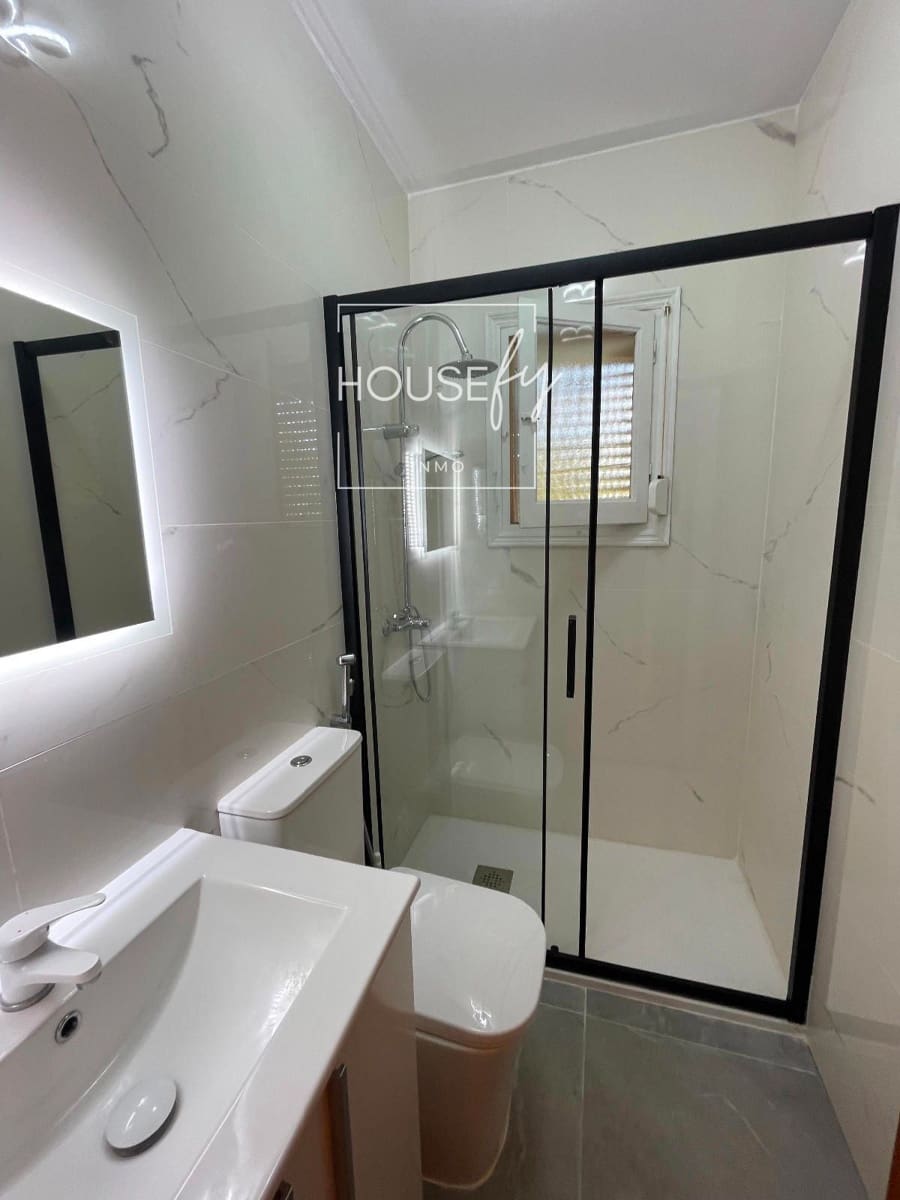 4 bedroom Villa for sale in San Fulgencio with pool - € 360,000 (Ref: 8596130)