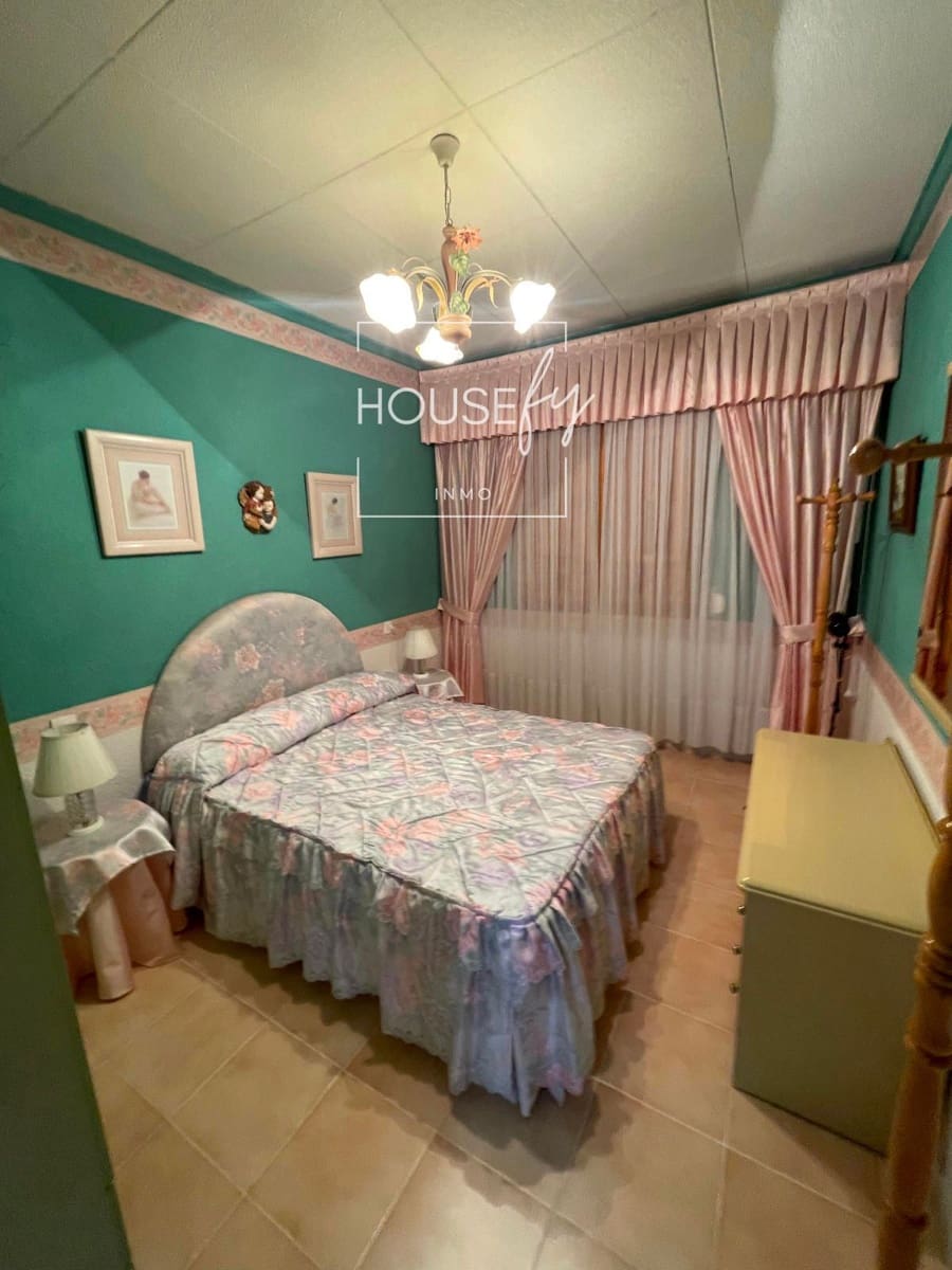 4 bedroom Villa for sale in San Fulgencio with pool - € 360,000 (Ref: 8596130)