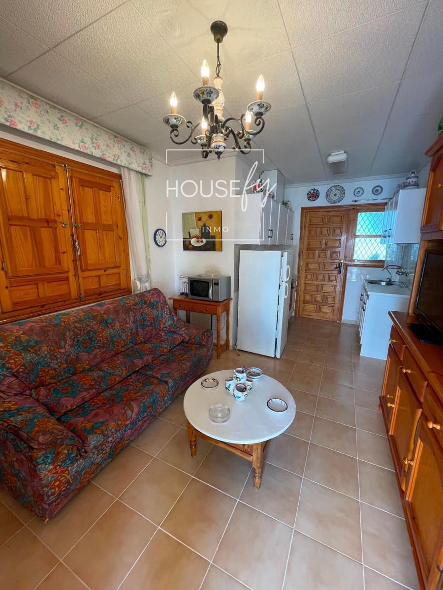 4 bedroom Villa for sale in San Fulgencio with pool - € 360,000 (Ref: 8596130)