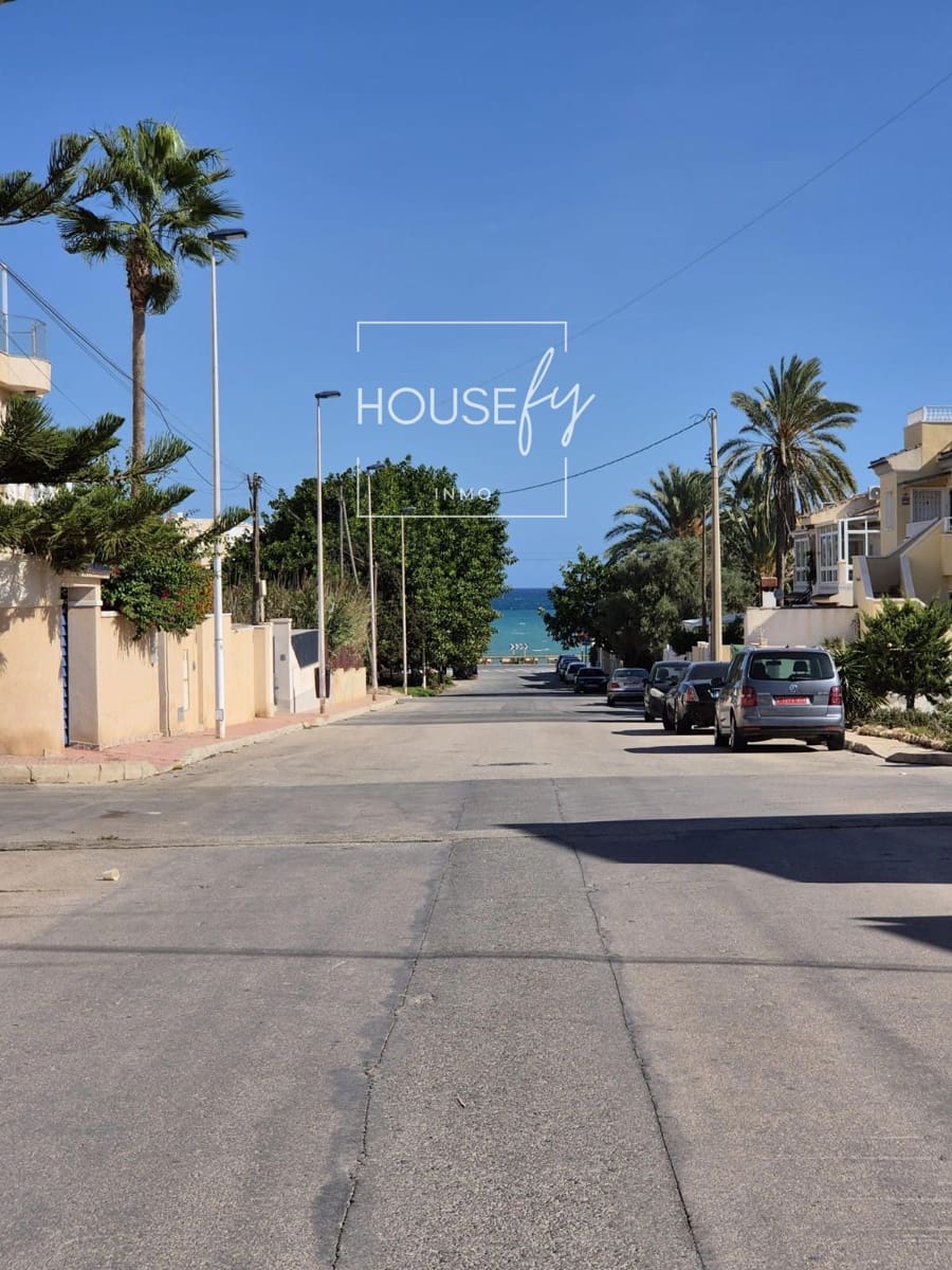 3 bedroom Villa for sale in Torrevieja - € 335,000 (Ref: 8596132)
