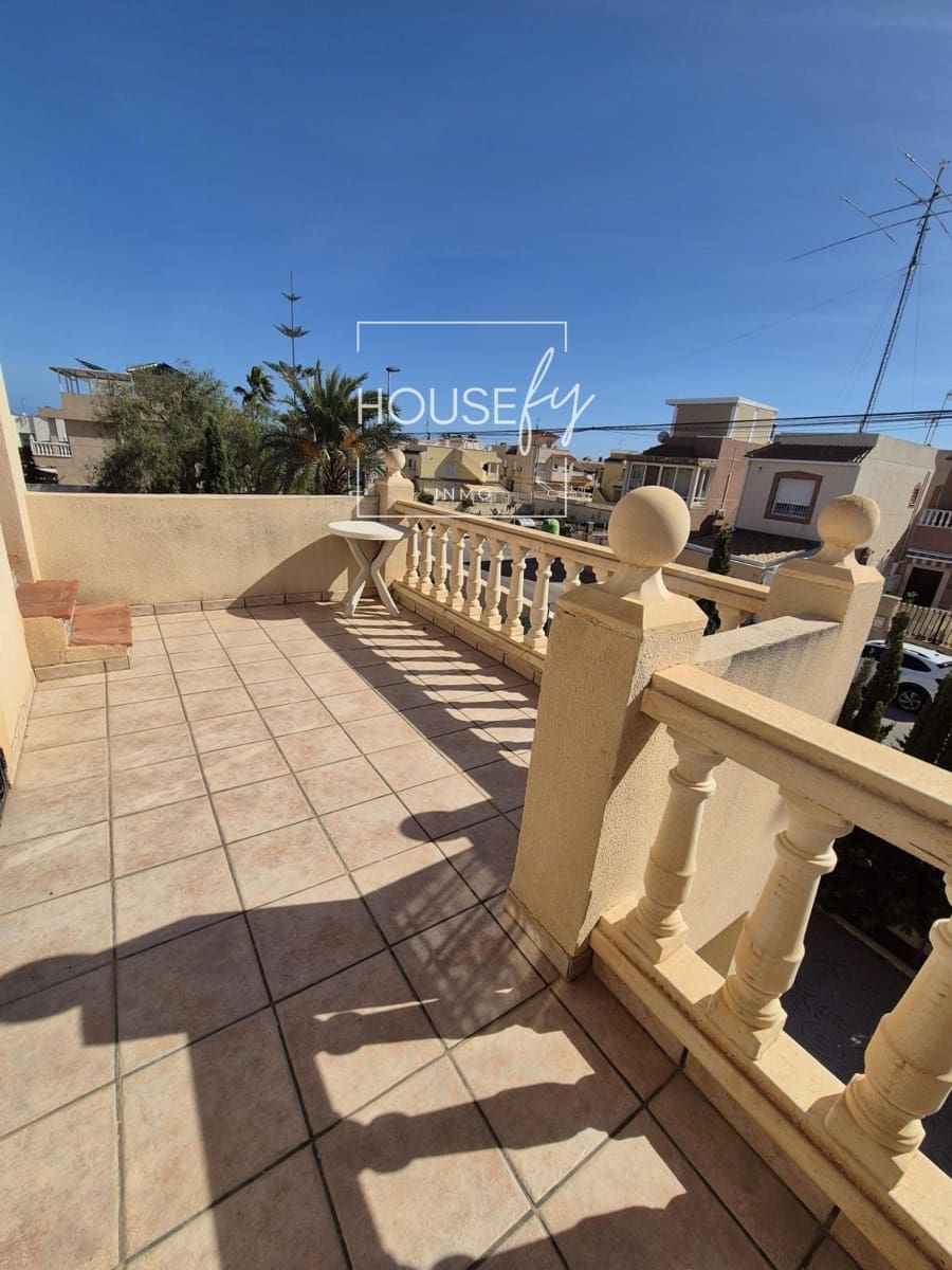 3 bedroom Villa for sale in Torrevieja - € 335,000 (Ref: 8596132)