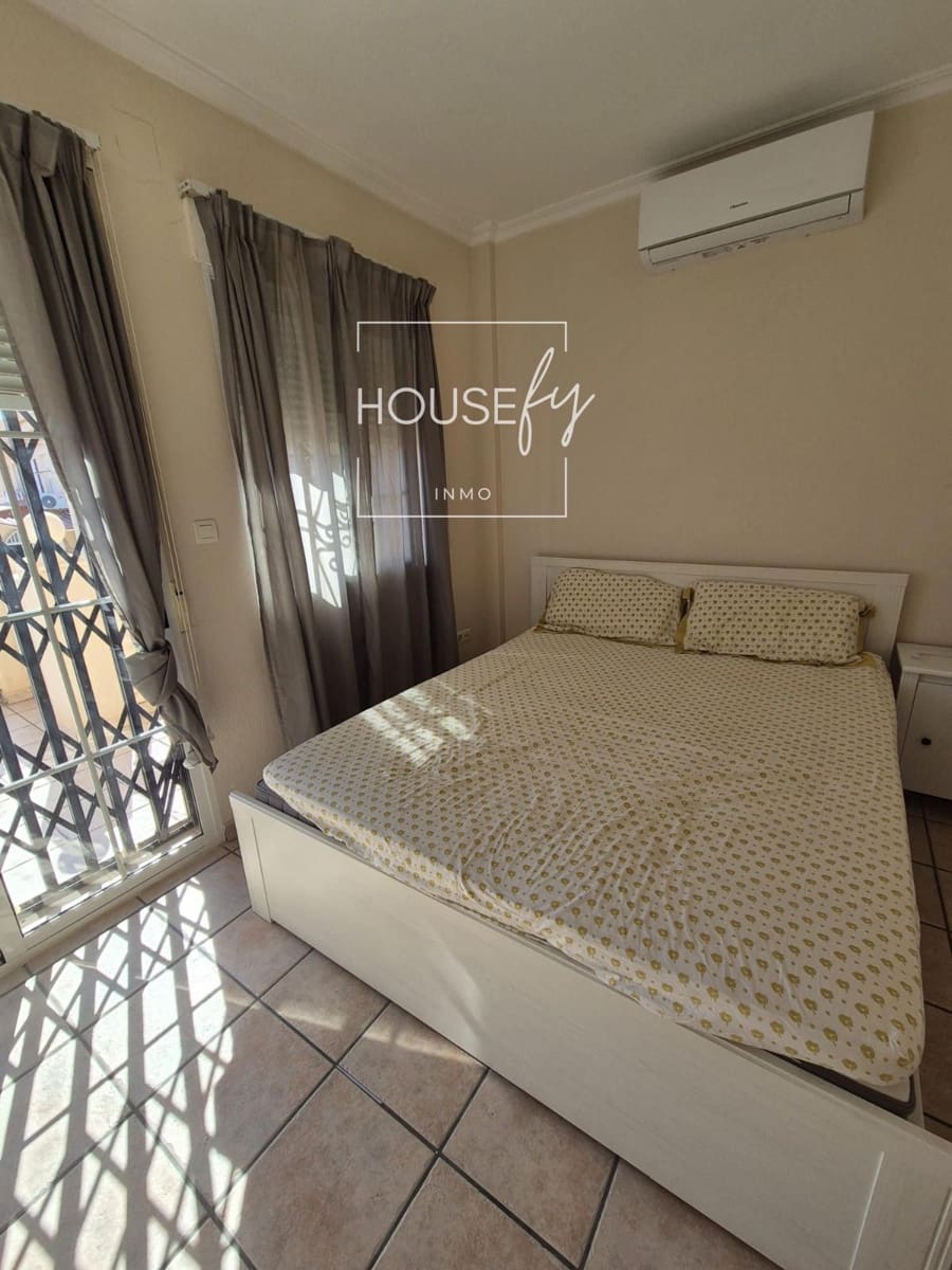 3 bedroom Villa for sale in Torrevieja - € 335,000 (Ref: 8596132)