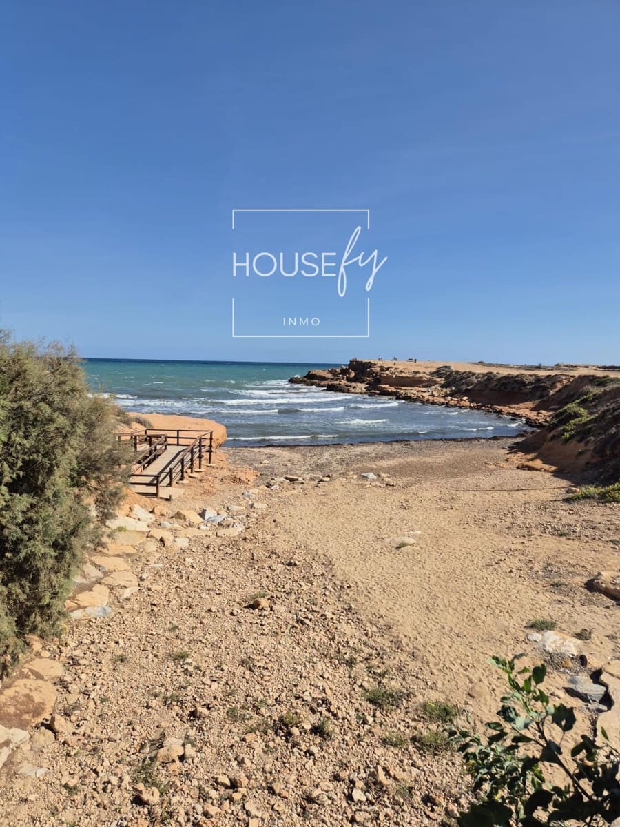 3 bedroom Villa for sale in Torrevieja - € 335,000 (Ref: 8596132)