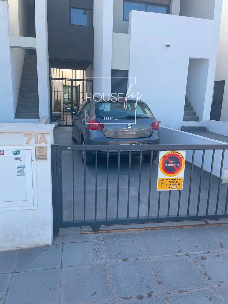 3 soverom Hus til salgs i Torre de la Horadada med svømmebasseng garasje - € 349 000 (Ref: 8917494)