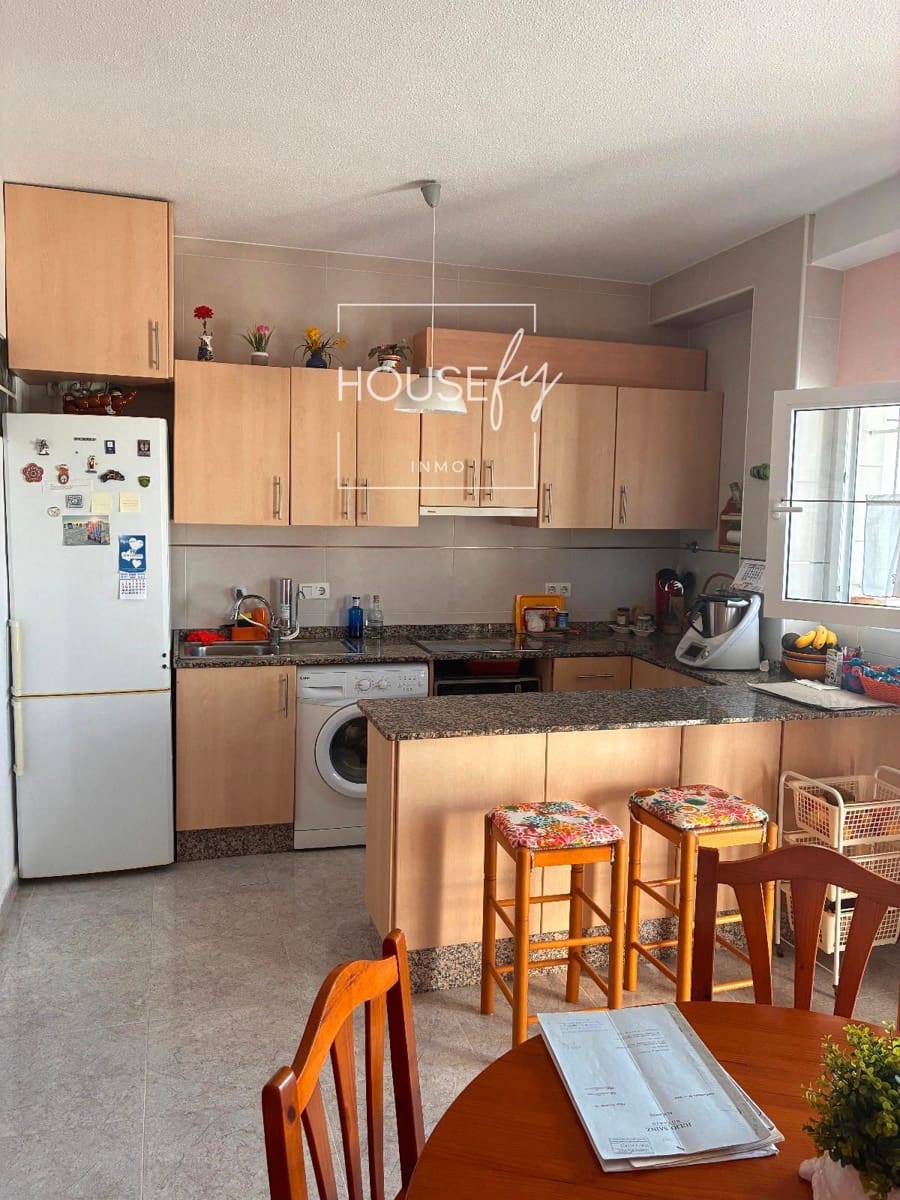 1 slaapkamer Penthouse te koop in Torrevieja - € 129.000 (Ref: 9283028)