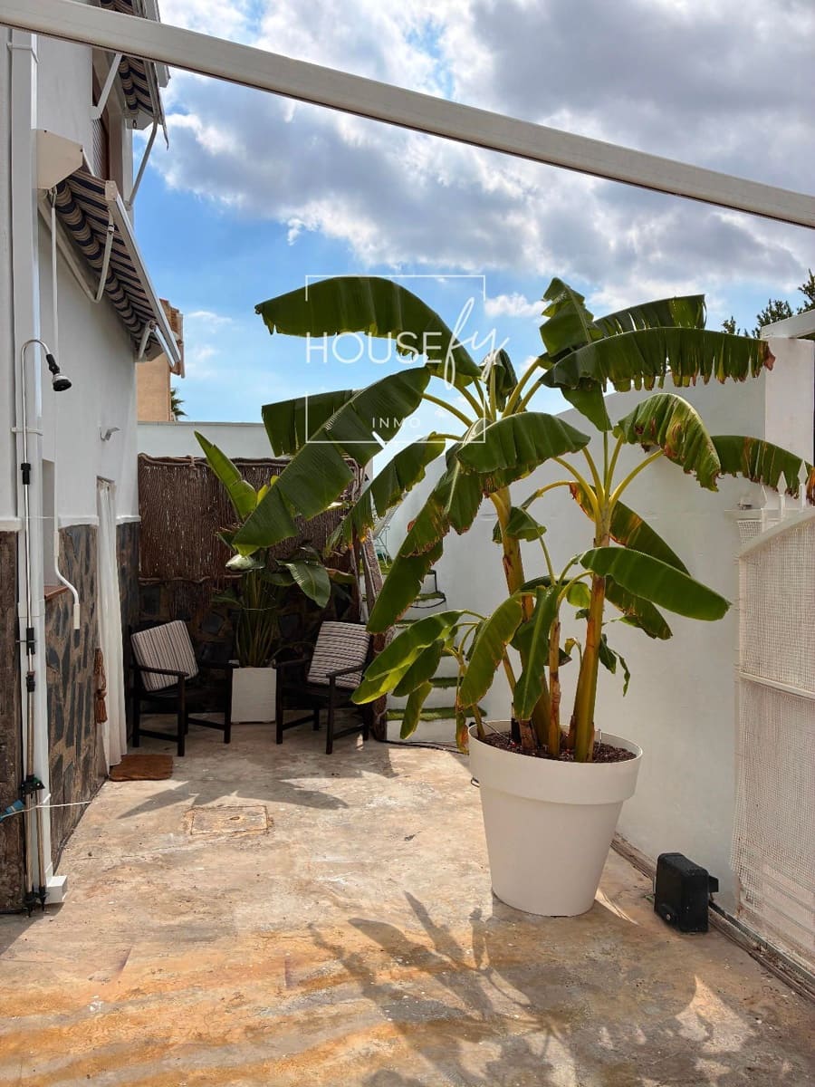 4 bedroom Villa for sale in San Fulgencio - € 299,000 (Ref: 9283029)