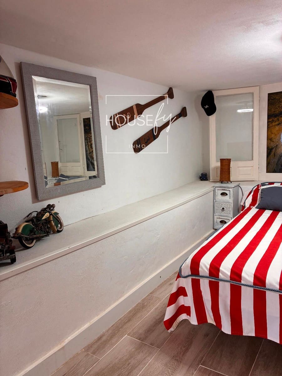 4 bedroom Villa for sale in San Fulgencio - € 299,000 (Ref: 9283029)