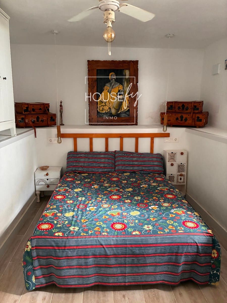 4 bedroom Villa for sale in San Fulgencio - € 299,000 (Ref: 9283029)