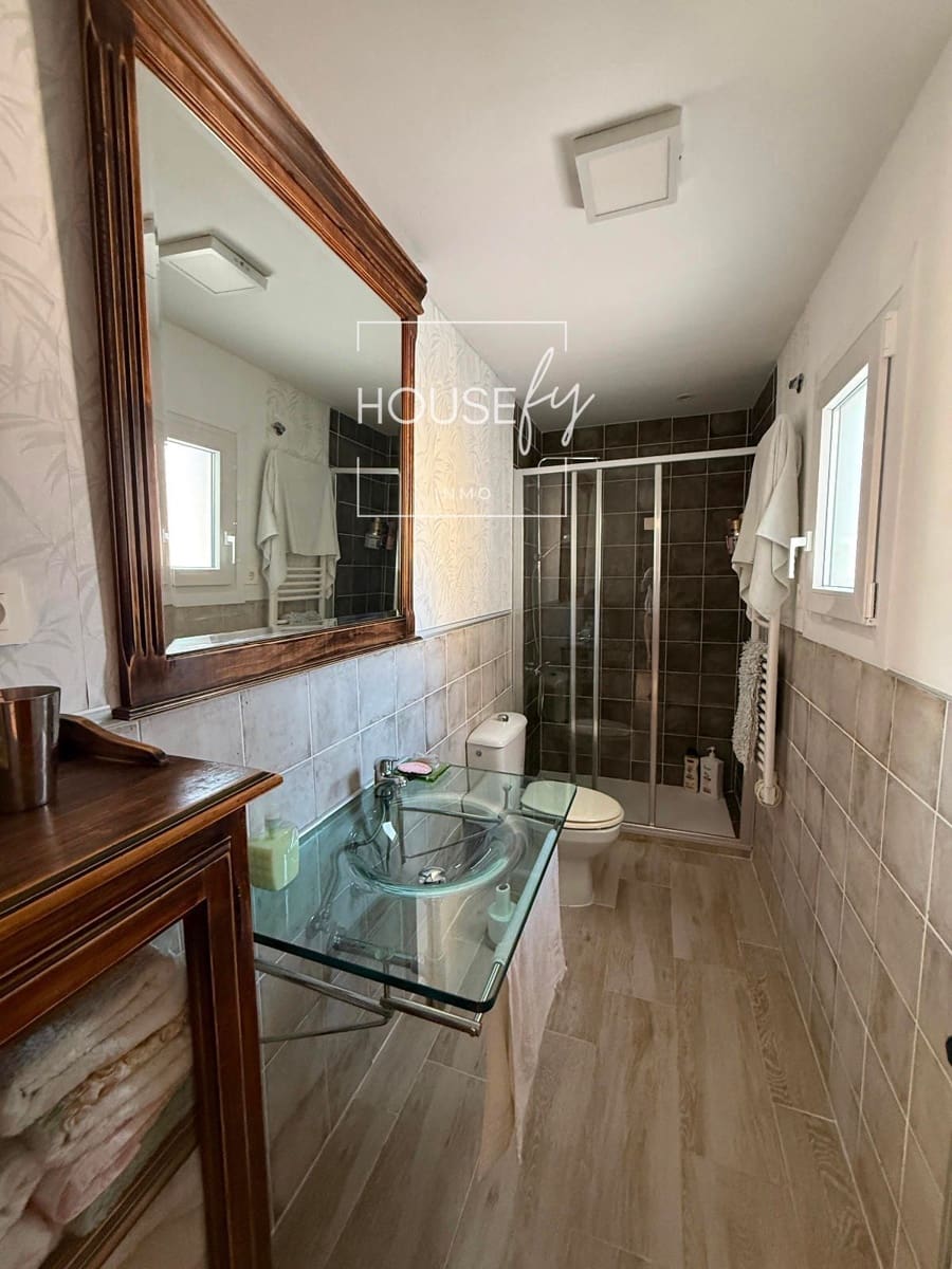 4 bedroom Villa for sale in San Fulgencio - € 299,000 (Ref: 9283029)