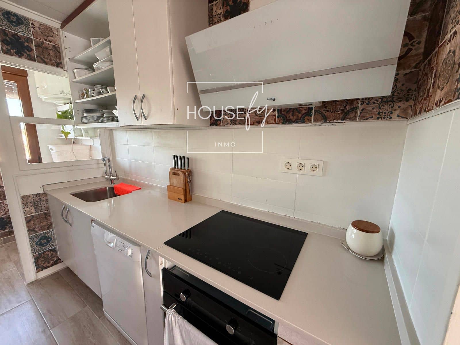 4 bedroom Villa for sale in San Fulgencio - € 299,000 (Ref: 9283029)