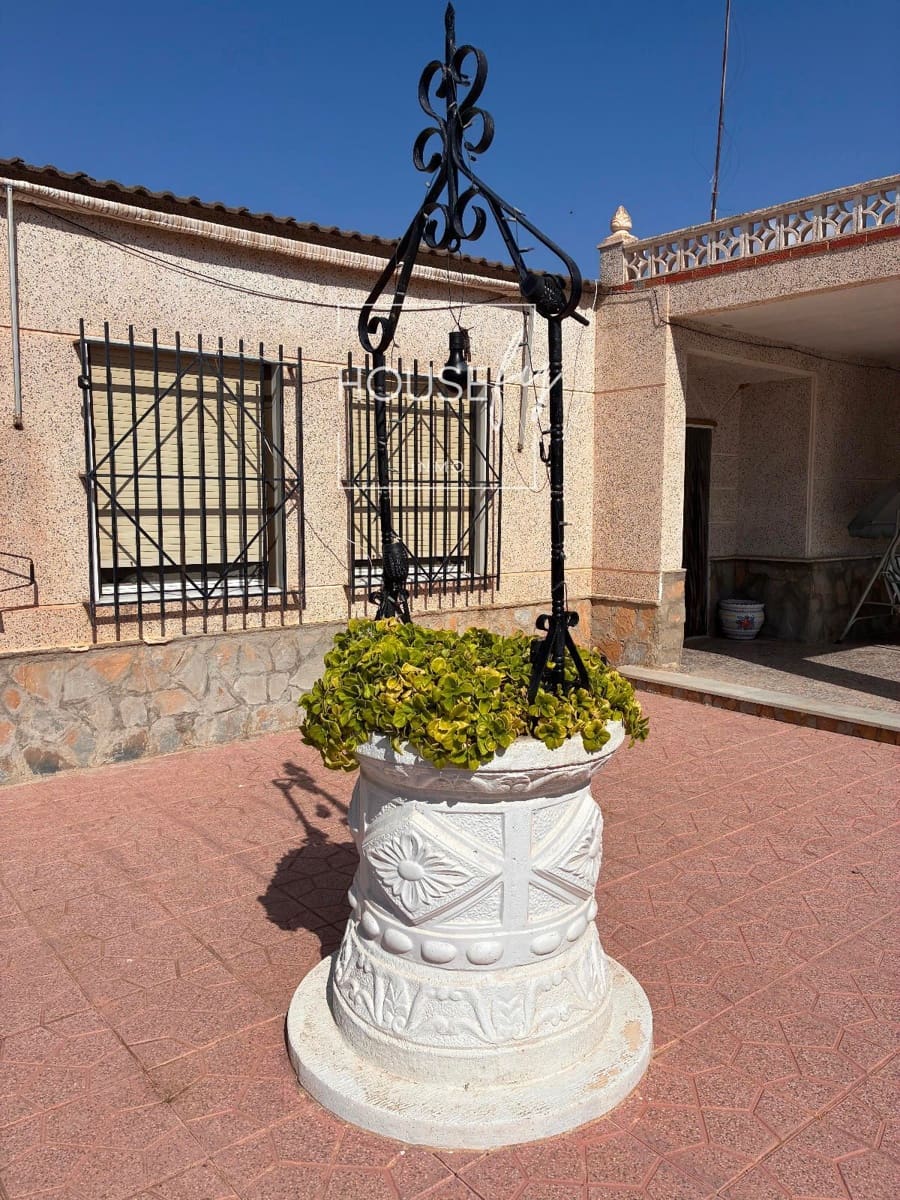 4 soveværelse Villa til salg i La Hoya med garage - € 279.000 (Ref: 9311543)