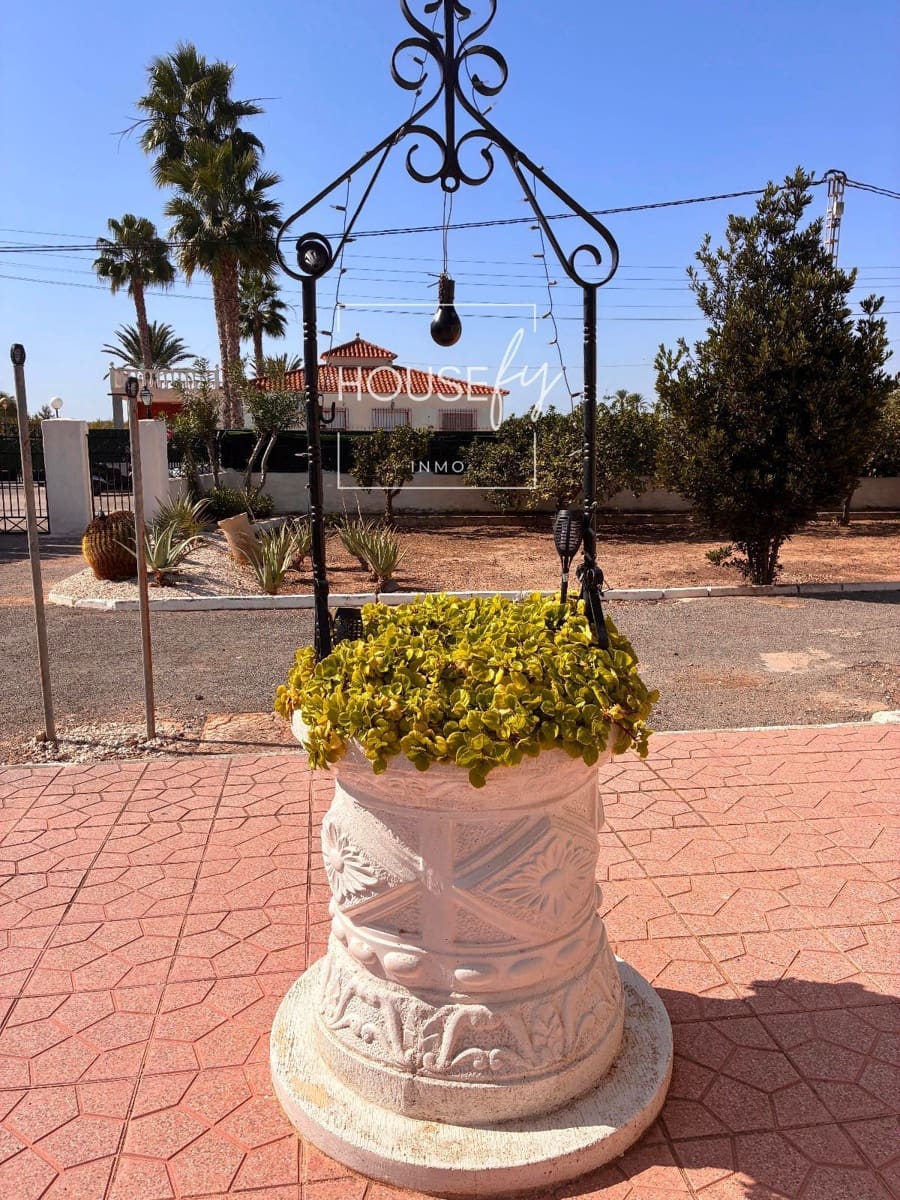 4 soveværelse Villa til salg i La Hoya med garage - € 279.000 (Ref: 9311543)