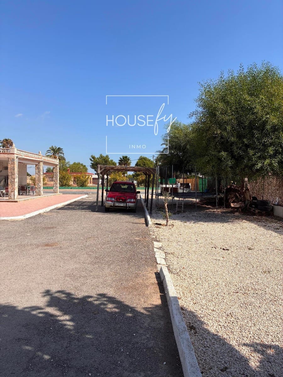 4 soveværelse Villa til salg i La Hoya med garage - € 279.000 (Ref: 9311543)