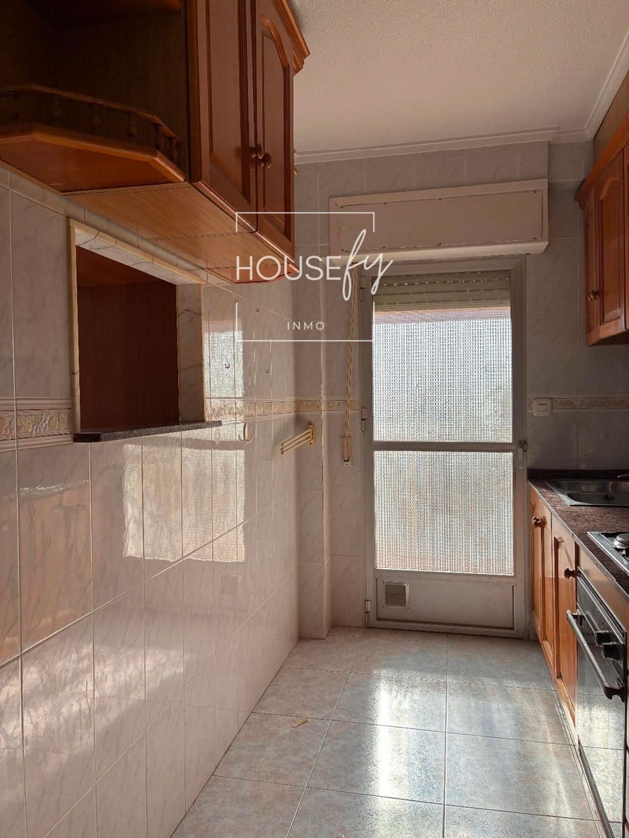 3 soveværelse Lejlighed til salg i Santa Pola med garage - € 179.000 (Ref: 9434656)