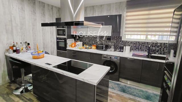 4 sovrum Villa till salu i Callosa de Segura med pool - 319 000 € (Ref: 9541839)