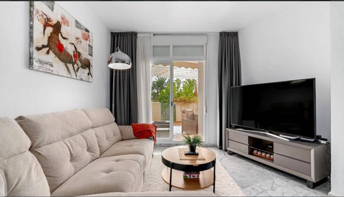 3 soverom Leilighet til salgs i Golden Mile med svømmebasseng garasje - € 692 000 (Ref: 8632525)