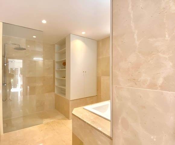 4 sypialnia Apartament na sprzedaż w Golden Mile, Marbella - 750 000 € (Ref: 8665194)