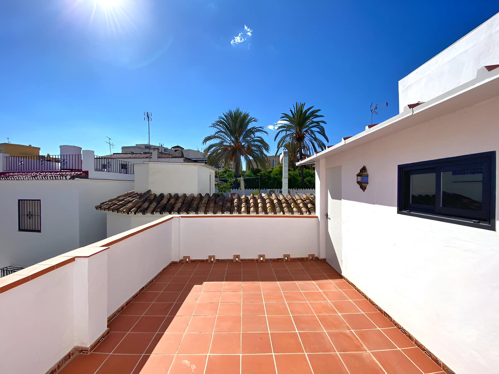 Casa de 2 habitaciones en Marbella en venta con garaje - 545.000 € (Ref: 8668157)
