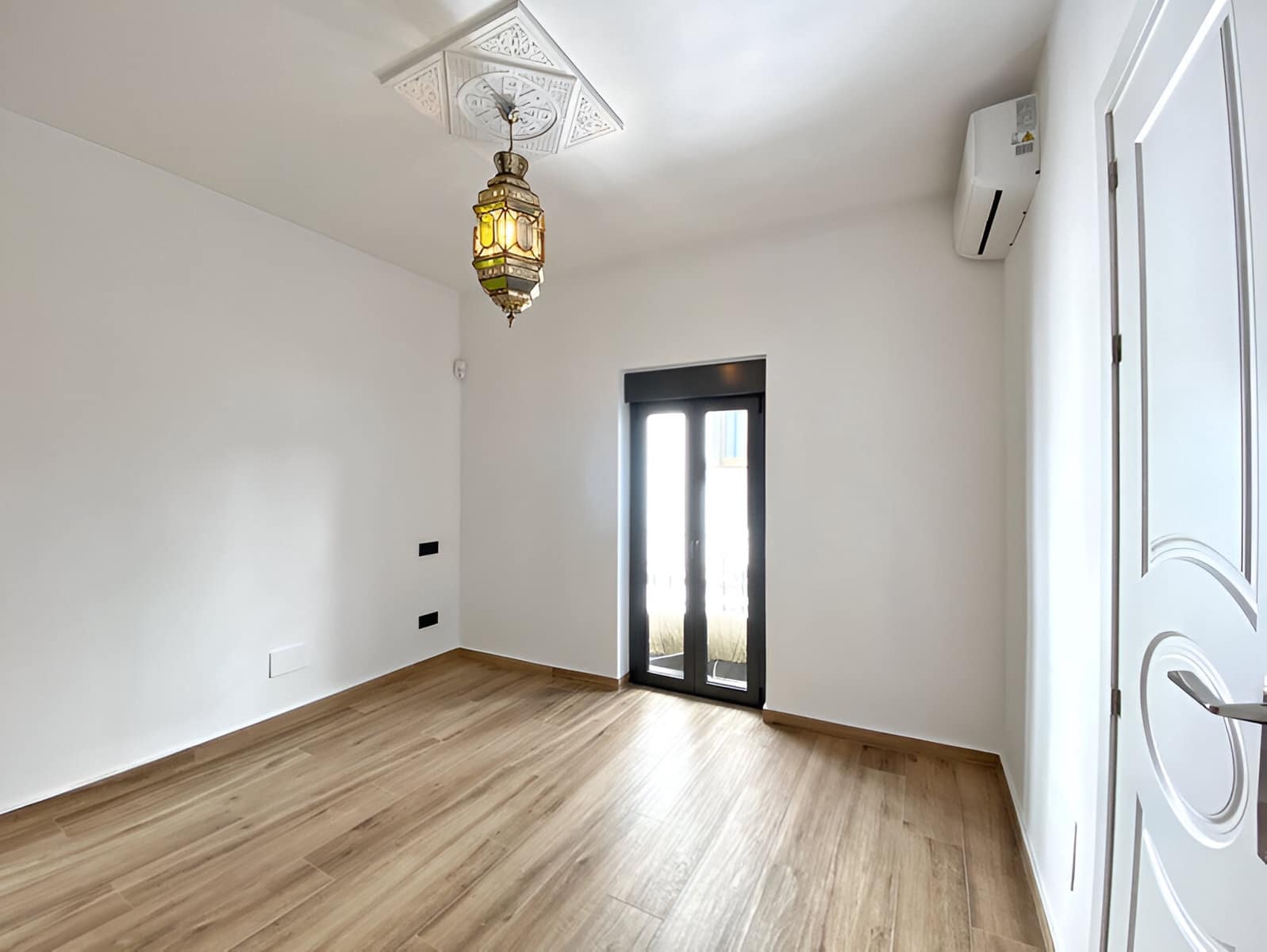 Casa de 2 habitaciones en Marbella en venta con garaje - 545.000 € (Ref: 8668157)