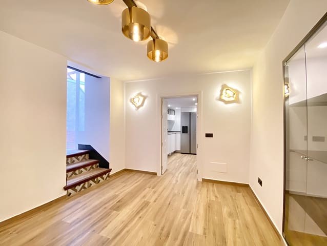 Casa de 2 habitaciones en Marbella en venta con garaje - 545.000 € (Ref: 8668157)