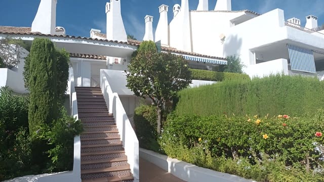 3 bedroom Apartment for sale in Marbella - € 525,000 (Ref: 8668183)
