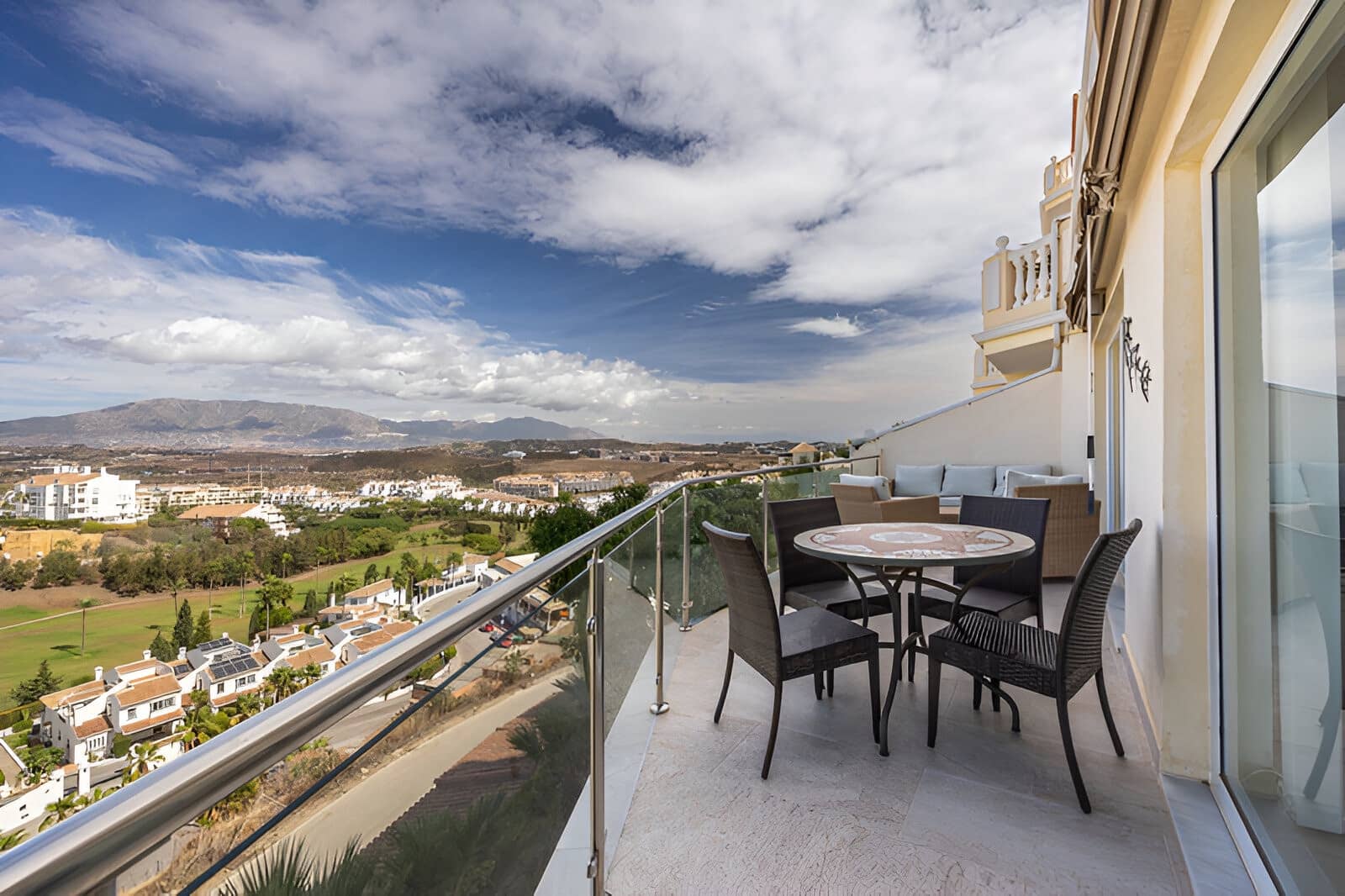 5 camera da letto Appartamento in vendita in Riviera del Sol con piscina - 575.000 € (Rif: 8668188)