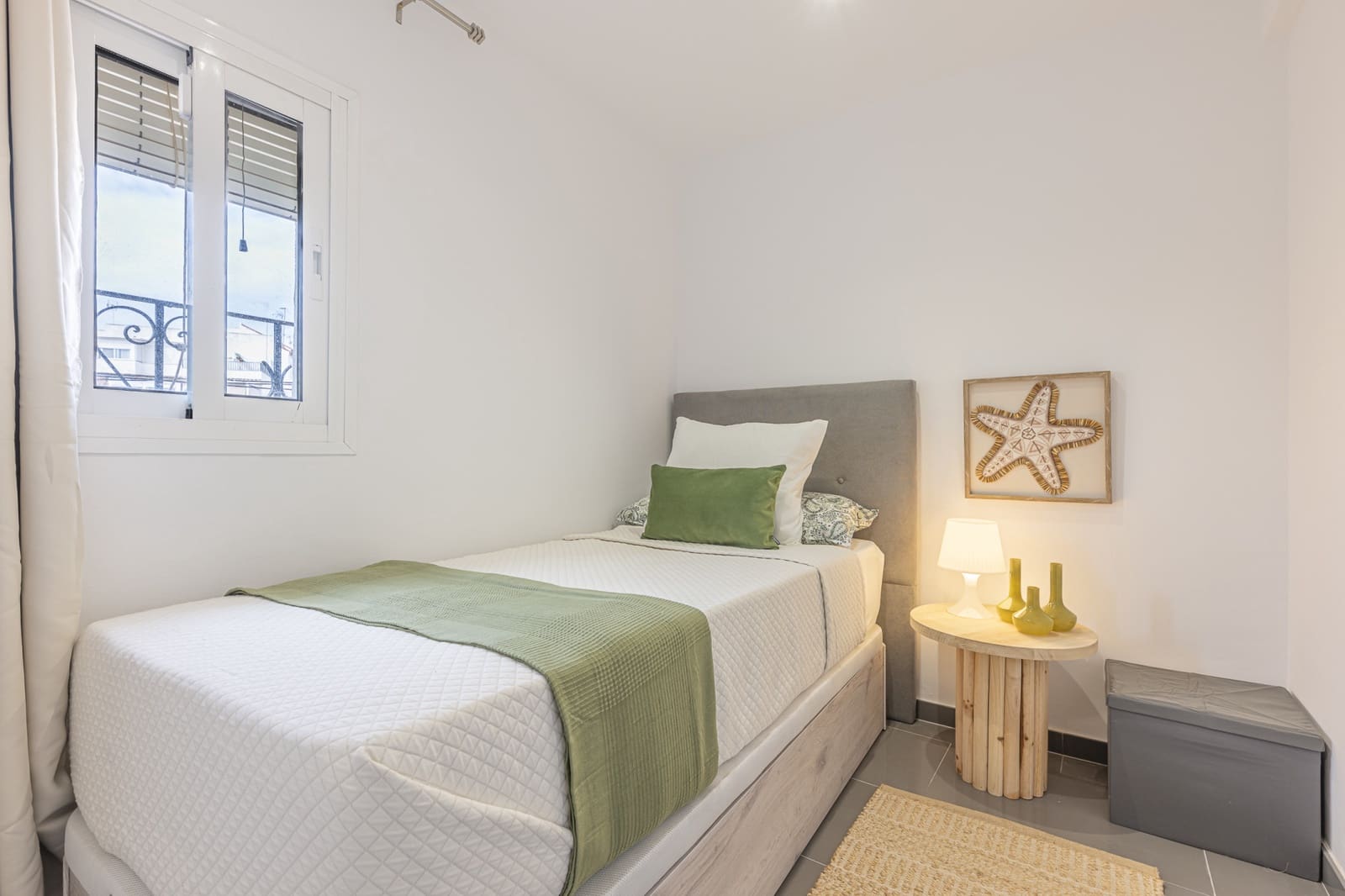 2 makuuhuone Huoneisto myytävänä paikassa Estepona - 198 000 € (Ref: 8926254)