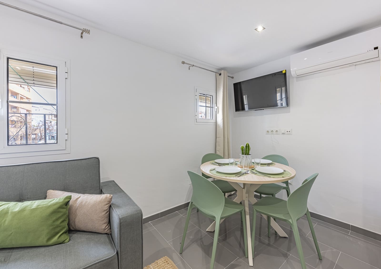 2 makuuhuone Huoneisto myytävänä paikassa Estepona - 198 000 € (Ref: 8926254)