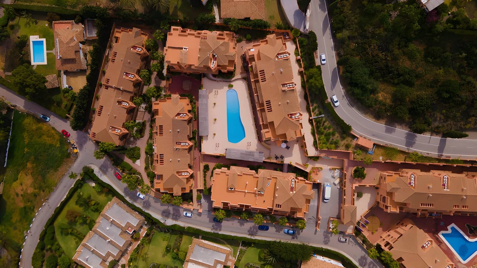 3 soverom Penthouse til salgs i Benahavis med svømmebasseng garasje - € 439 000 (Ref: 8928566)