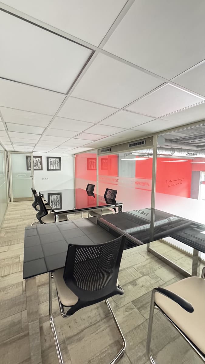 Erhverv til salg i Puerto Banus med garage - € 670.000 (Ref: 8972023)