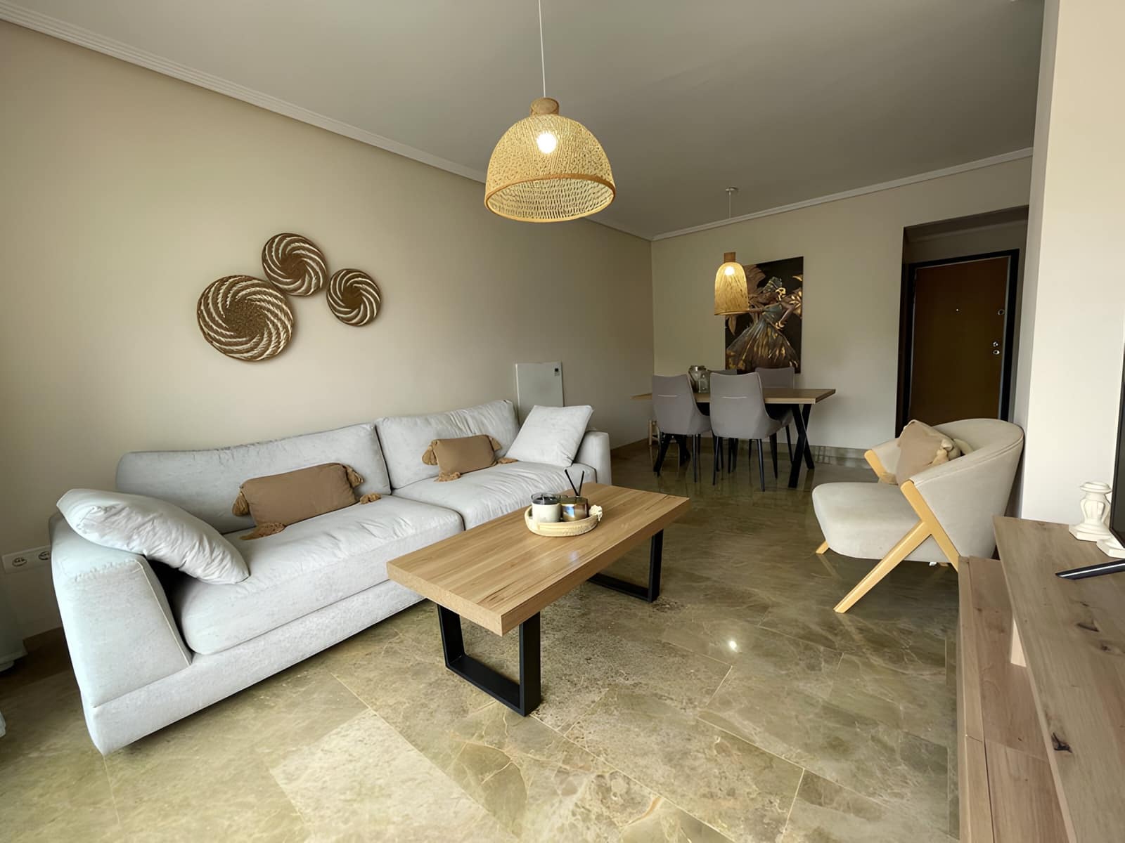 2 bedroom Apartment for sale in Estepona with pool garage - € 360,000 (Ref: 8975915)