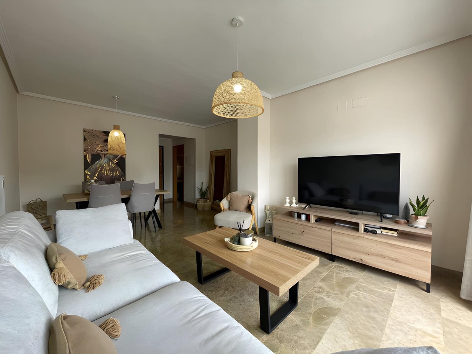 2 bedroom Apartment for sale in Estepona with pool garage - € 360,000 (Ref: 8975915)