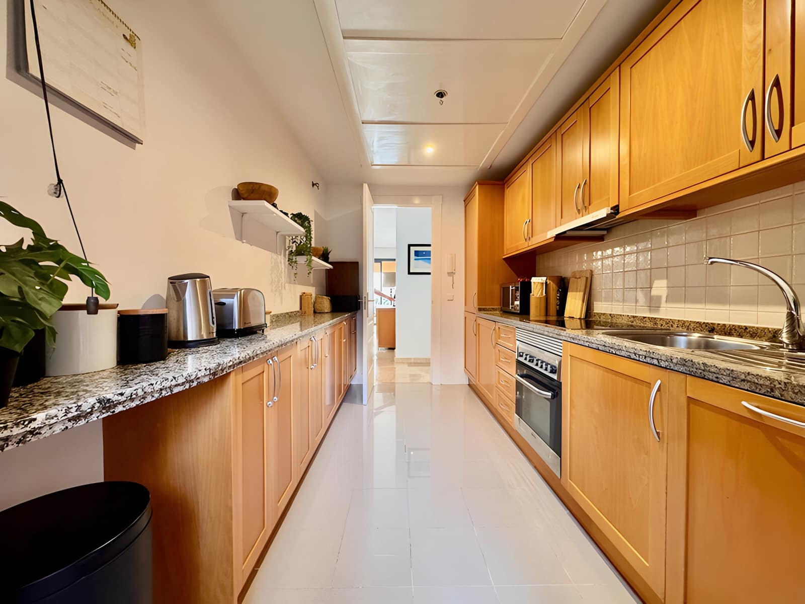 2 makuuhuone Huoneisto myytävänä paikassa Calahonda mukana uima-altaan 
autotalli - 349 000 € (Ref: 8975921)