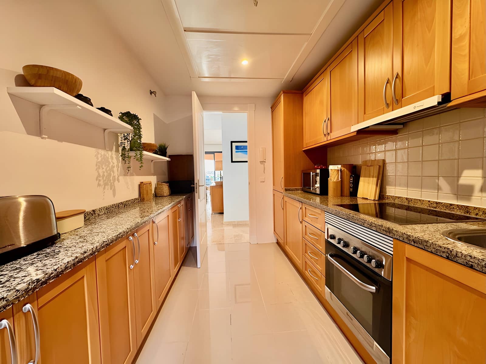 2 makuuhuone Huoneisto myytävänä paikassa Calahonda mukana uima-altaan 
autotalli - 349 000 € (Ref: 8975921)