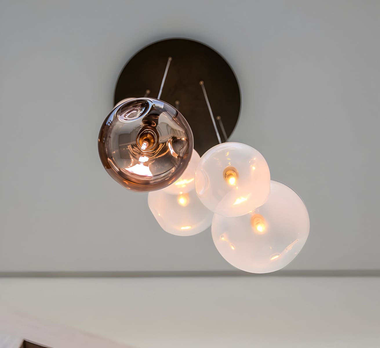 6 bedroom Villa for sale in Benahavis with pool garage - € 3,350,000 (Ref: 8978985)