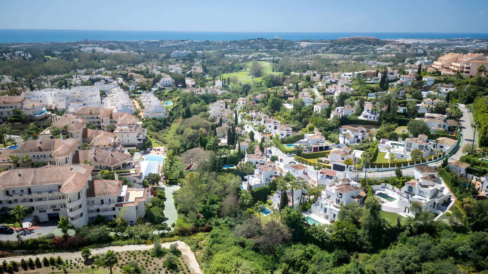 5 chambre Villa/Maison à vendre à Nueva Andalucia avec piscine garage - 2 495 000 € (Ref: 8978987)