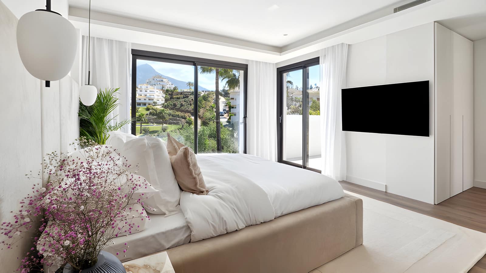 5 chambre Villa/Maison à vendre à Nueva Andalucia avec piscine garage - 2 495 000 € (Ref: 8978987)