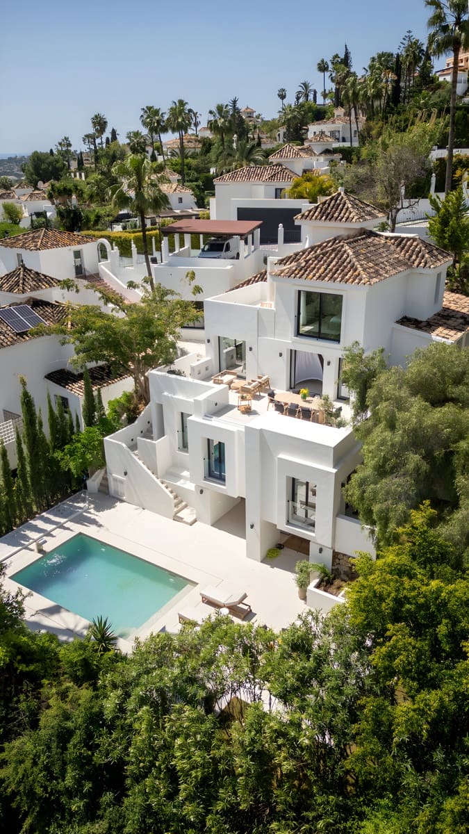 5 chambre Villa/Maison à vendre à Nueva Andalucia avec piscine garage - 2 495 000 € (Ref: 8978987)