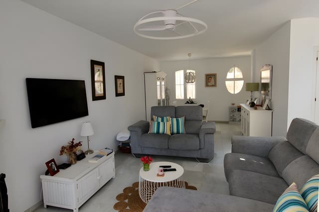 2 sypialnia Dom na sprzedaż w Marbella z basenem garażem - 730 000 € (Ref: 8978992)