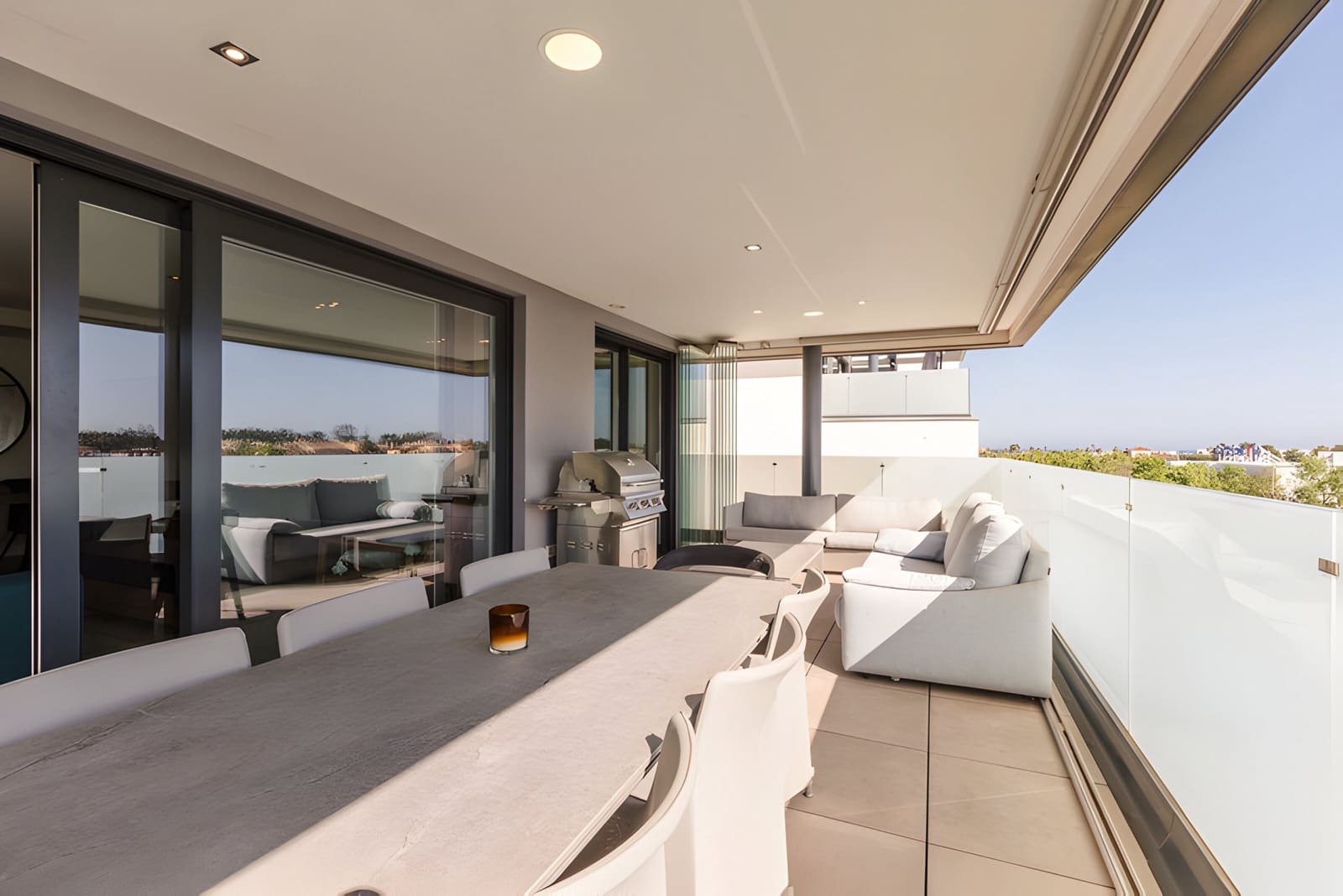 Apartamento de 3 habitaciones en Mijas en venta con piscina garaje - 649.000 € (Ref: 8978993)