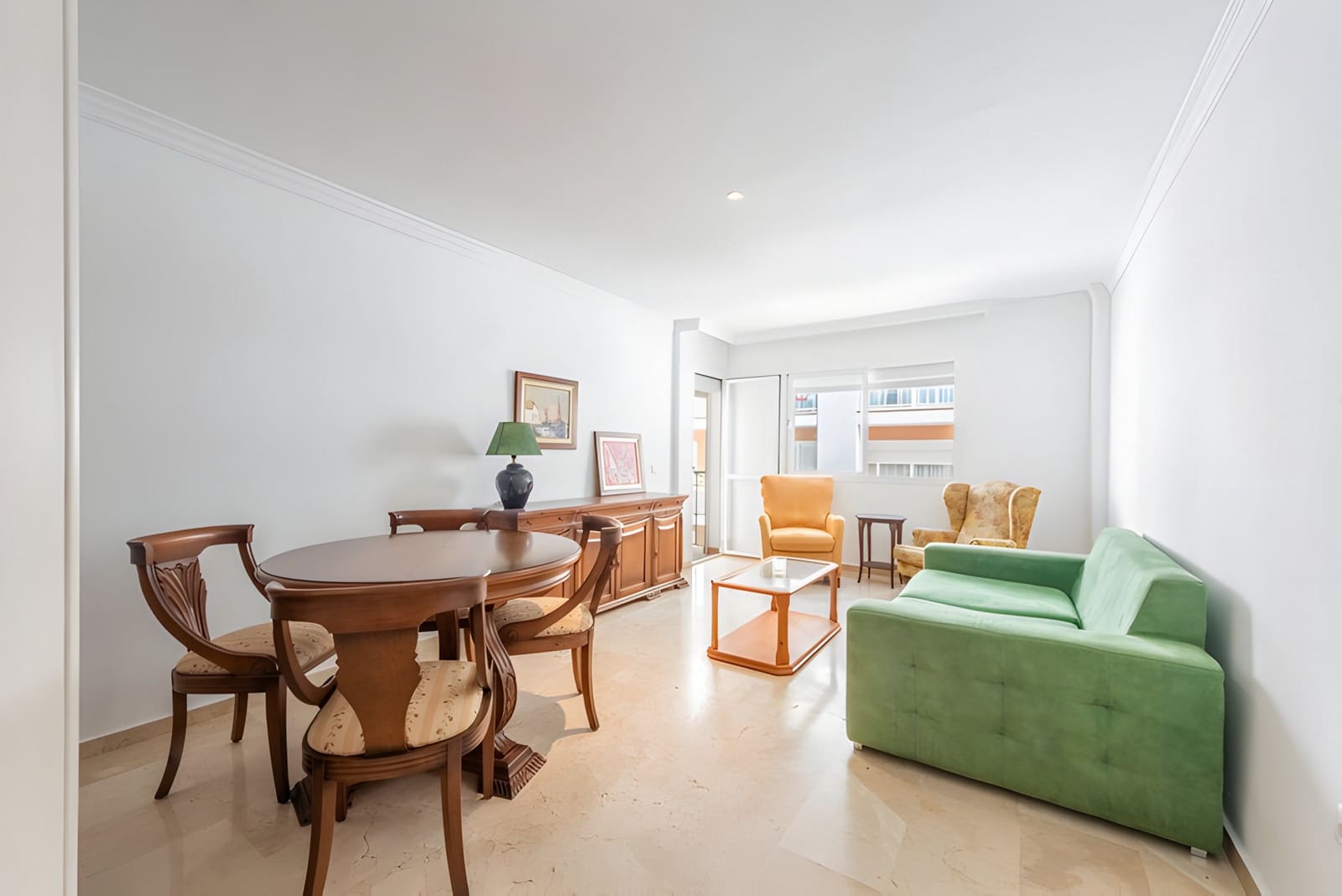 2 soverom Leilighet til salgs i Estepona med garasje - € 312 000 (Ref: 8993874)