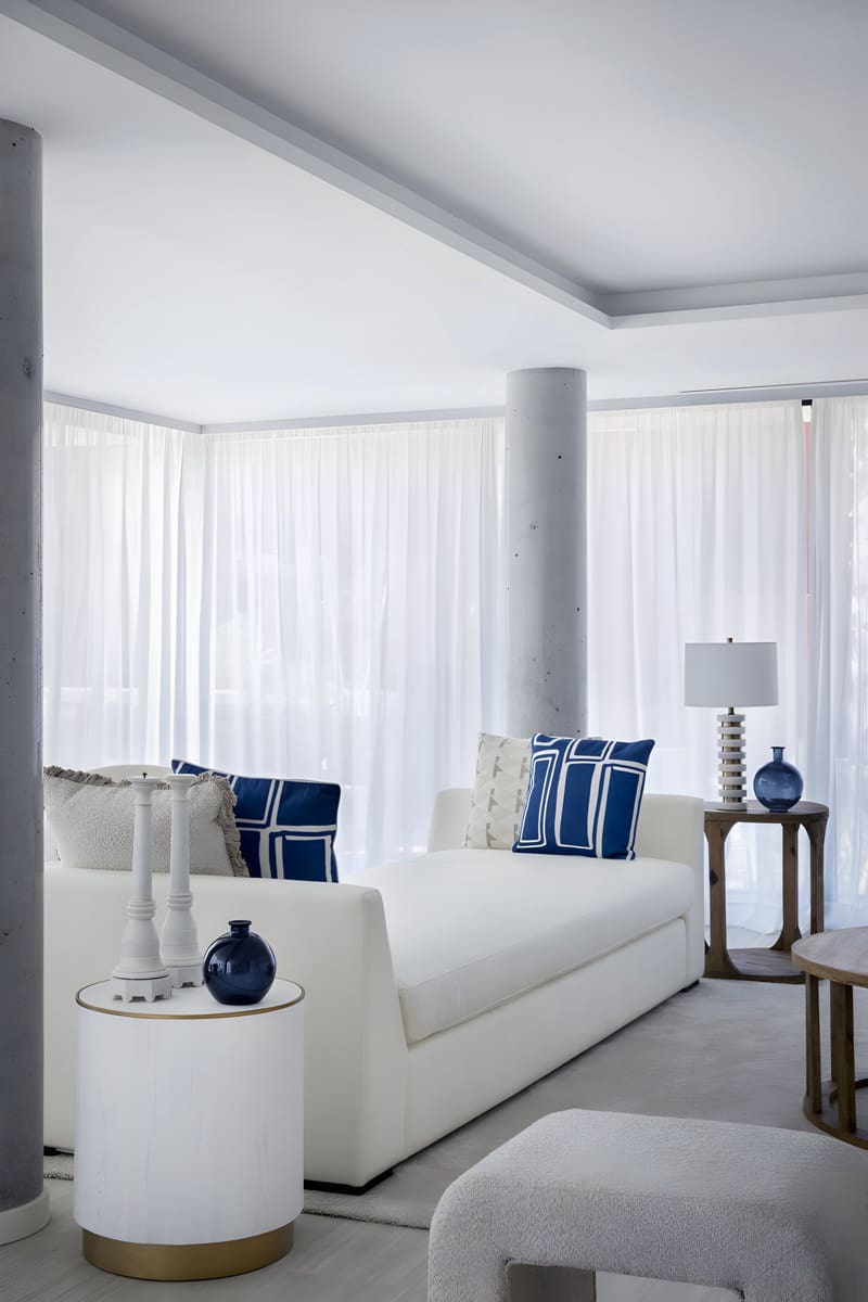 2 Zimmer Apartment zu verkaufen in Estepona mit Pool Garage - 1.280.000 € (Ref: 9012056)