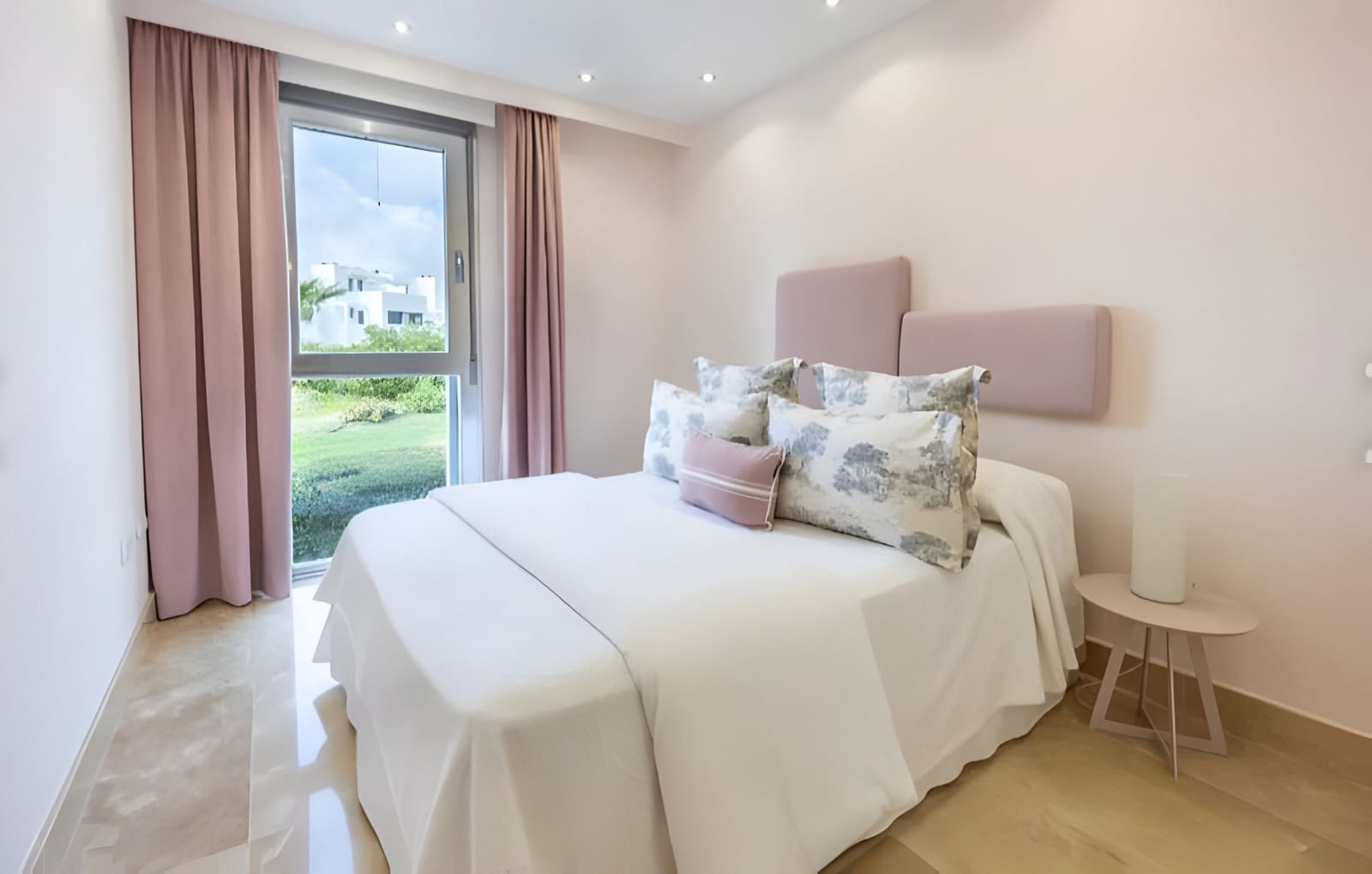 3 quarto Apartamento para venda em Manilva com piscina garagem - 398 000 € (Ref: 9014292)