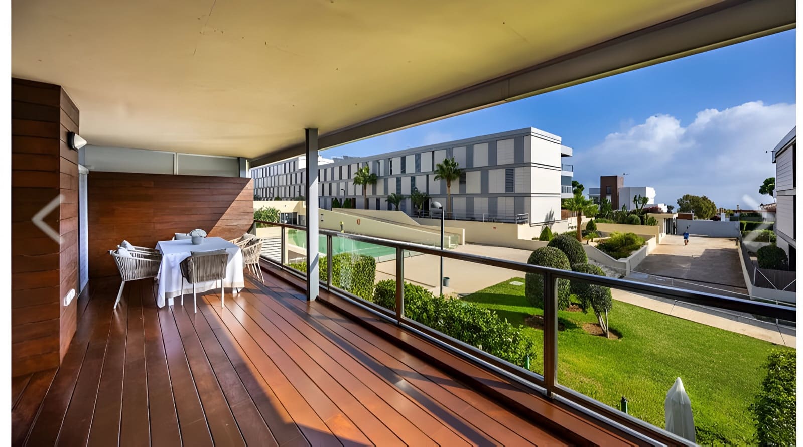 3 quarto Apartamento para venda em Manilva com piscina garagem - 398 000 € (Ref: 9014292)