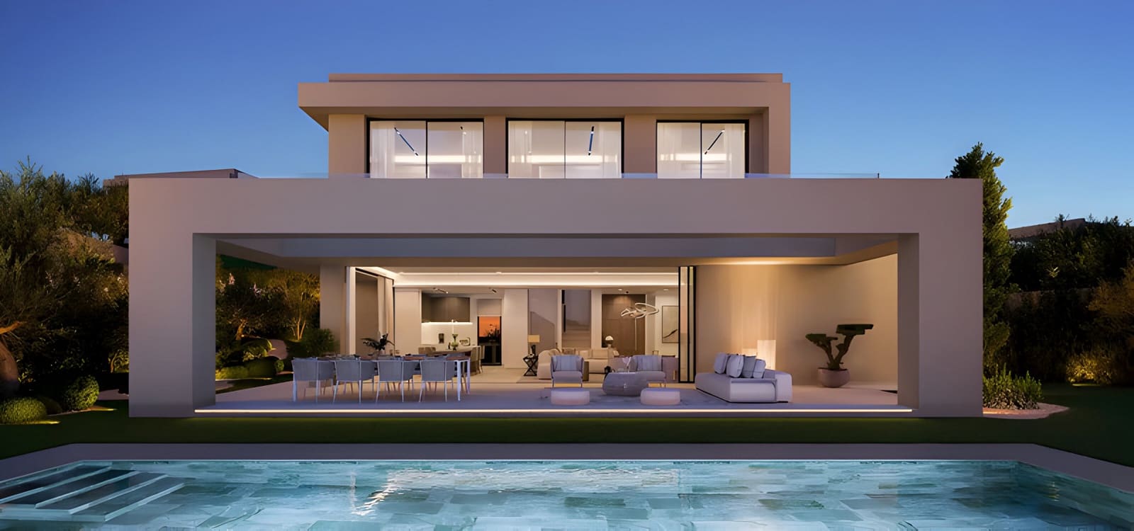 3 bedroom Villa for sale in Benahavis with pool garage - € 2,200,000 (Ref: 9014295)