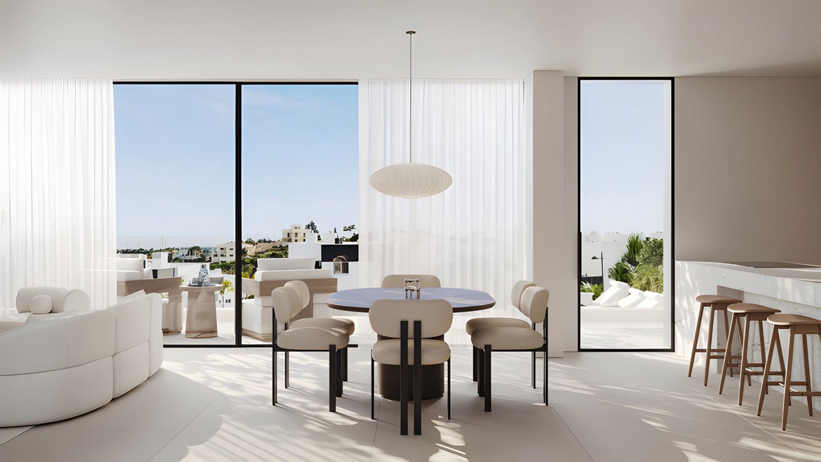 5 bedroom Villa for sale in Estepona with pool garage - € 1,675,000 (Ref: 9014297)