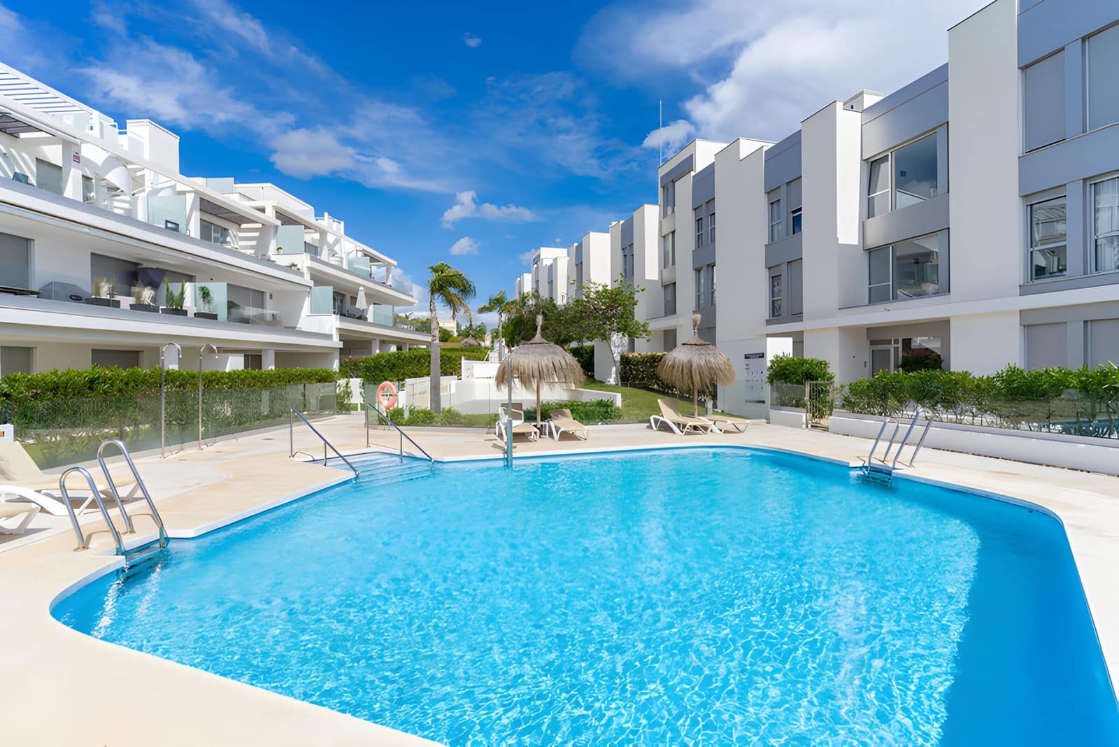 2 bedroom Apartment for sale in Cancelada with pool garage - € 340,000 (Ref: 9016960)