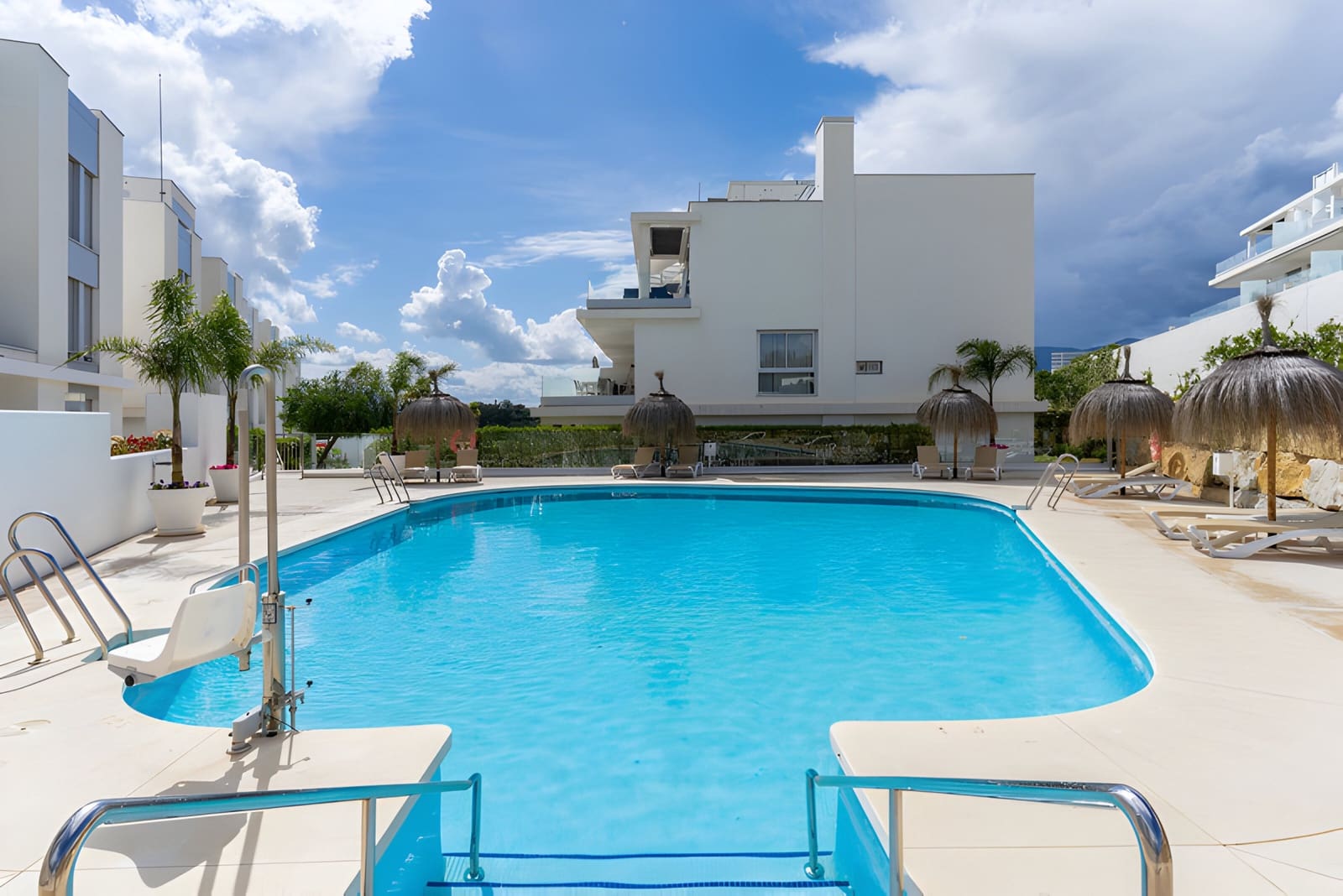 2 bedroom Apartment for sale in Cancelada with pool garage - € 340,000 (Ref: 9016960)