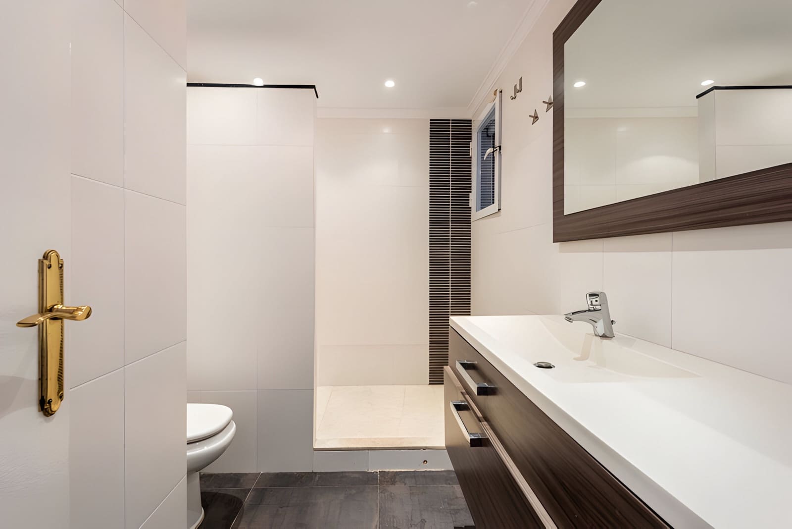 2 slaapkamer Huis te koop in Benahavis met zwembad garage - € 325.000 (Ref: 9016962)