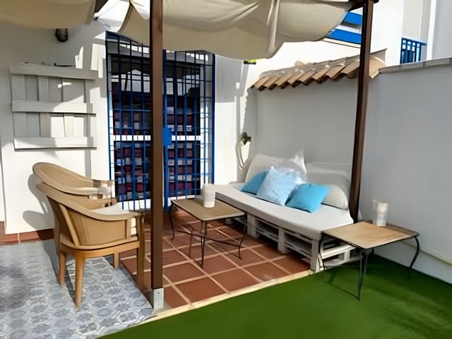 2 soveværelse Lejlighed til salg i Calahonda, Mijas med swimmingpool garage - € 310.000 (Ref: 9016964)